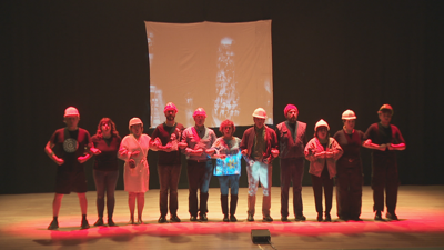 Un momento da obra 'De Marzo a Marzo' de Opaí Teatro