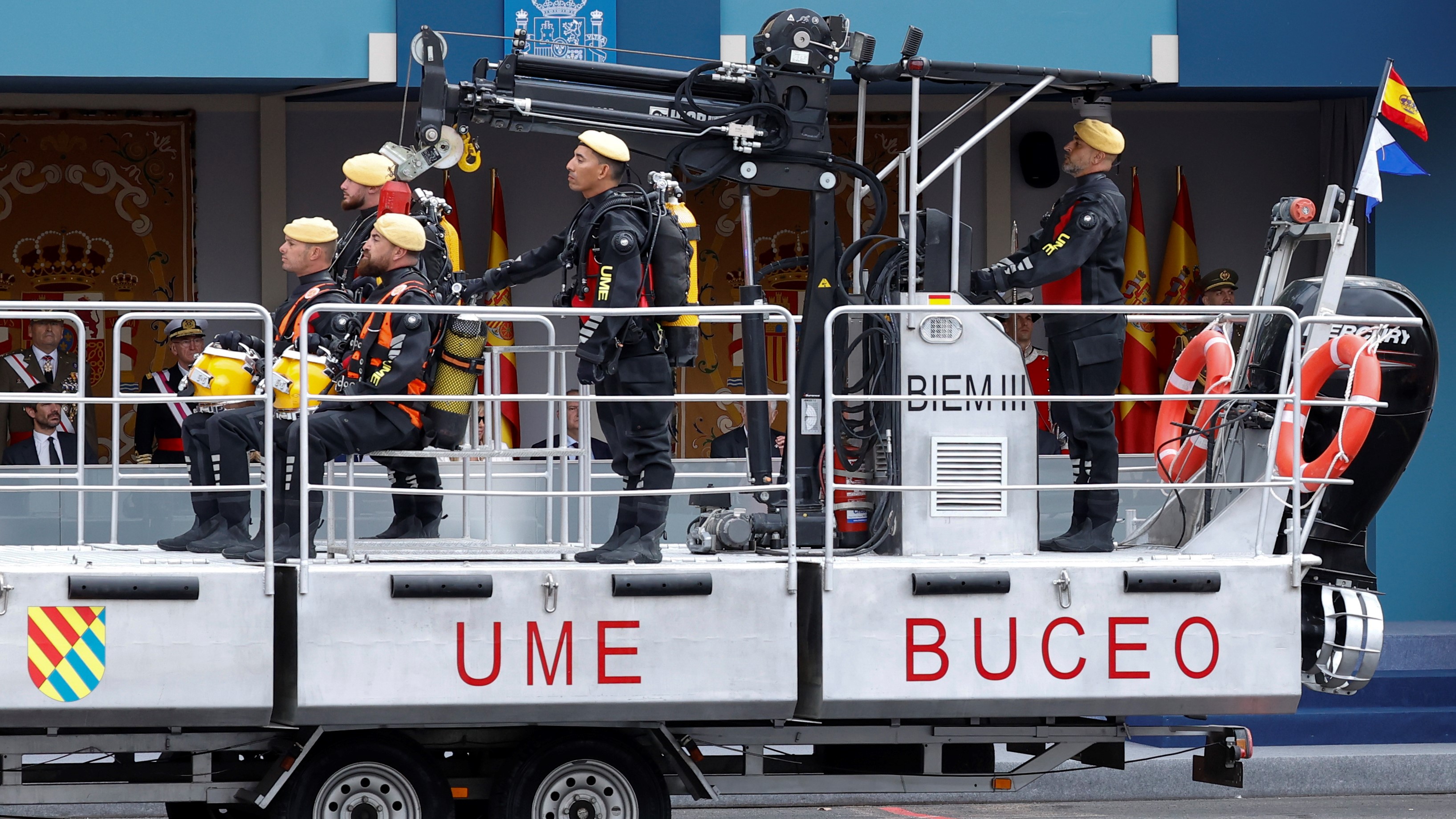 A unidade de mergullo da UME. EFE/Chema Moya