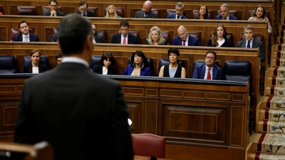 Pedro Sánchez e Núñez Feijóo, na sesión de control deste mércores no Congreso (EFE/ Mariscal)