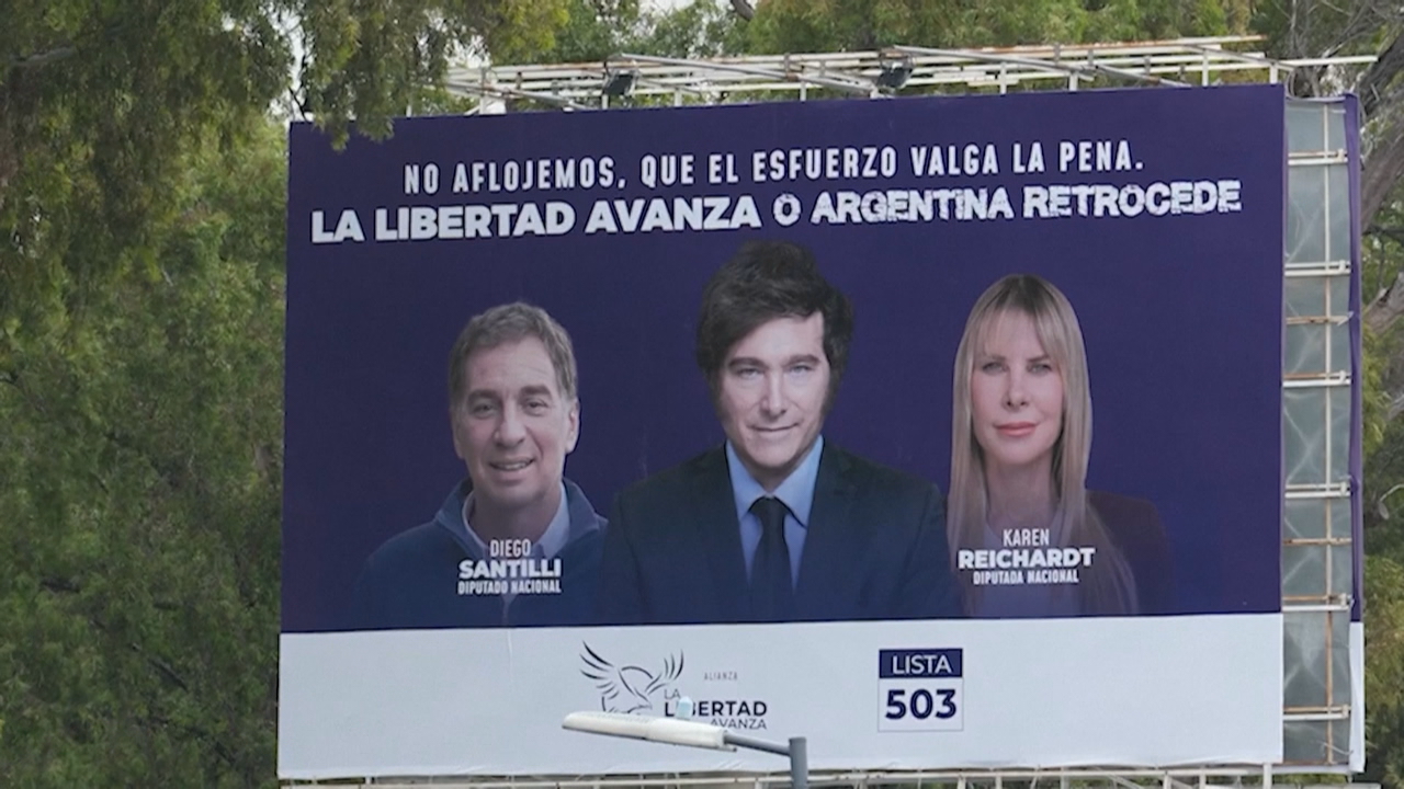 Cartel do principal partido da oposición. Reuters