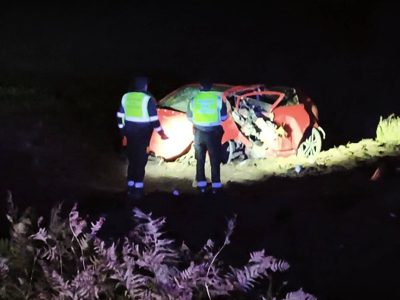A Garda Civil no lugar do accidente, na parroquia de San Xoán de Campo, esta madrugada