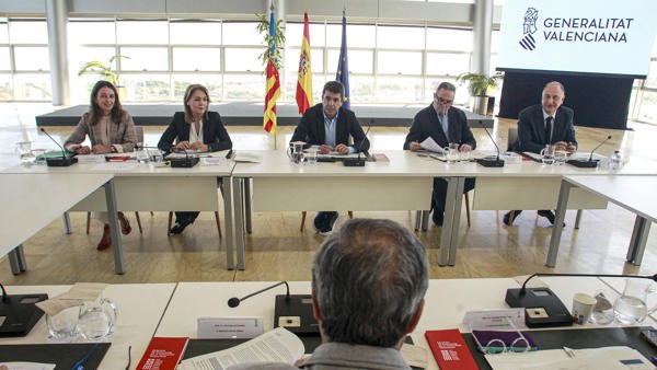 O presidente da Generalitat en funcións, Carlos Mazón, preside a reunión plenaria do seu executivo, este martes en Valencia (EFE/Pep Morell)