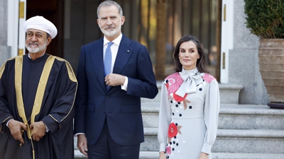 O Sultán de Omán, Haitham Bin Tarik, o rei Filipe VI e a raíña Letizia. Antonio Gutiérrez - Europa Press
