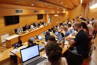 Reunión do Consello de Goberno da UDC en xullo. Europa Press