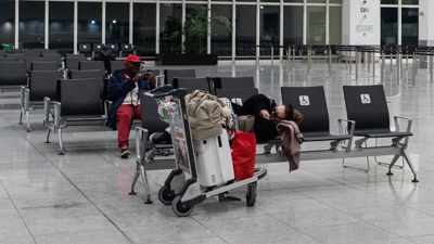 Viaxeiros no aeroporto de Bruselas (EUROPA PRESS)