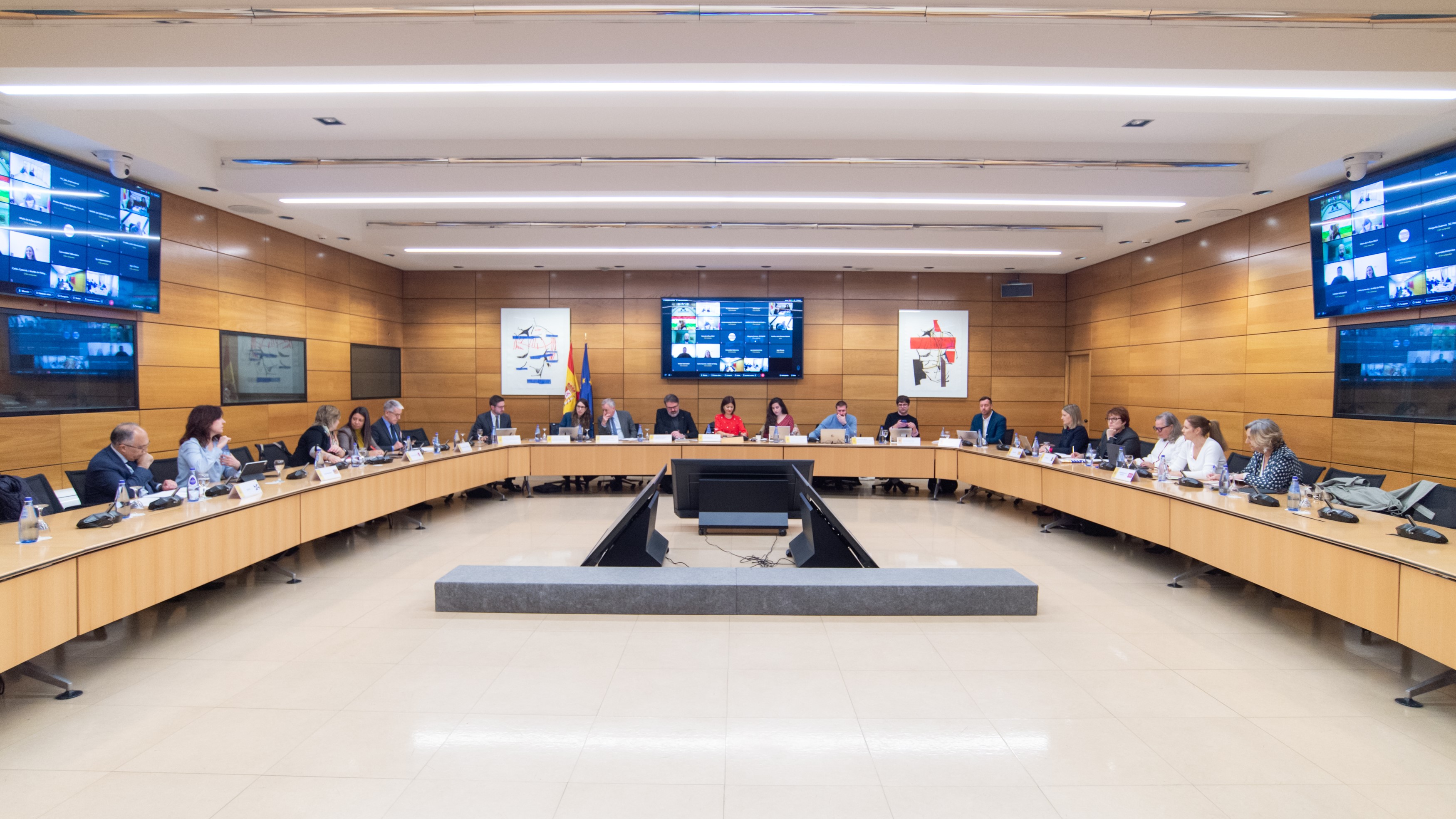 A ministra Sira Rego (c) durante a Conferencia Sectorial de Xuventude e Infancia, este venres, en Madrid (Gustavo Valiente/Europa Press)