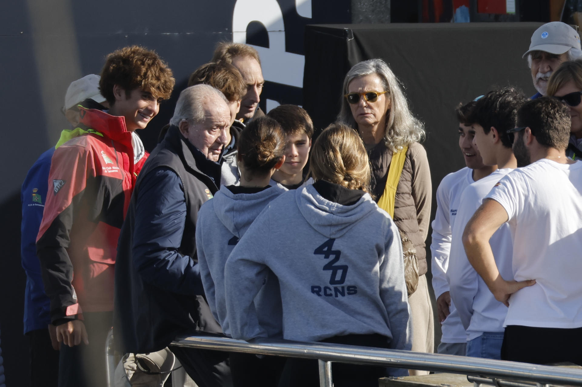 Juan Carlos I este sábado en Sanxenxo. Foto: EFE/Emilio Lavandeira
