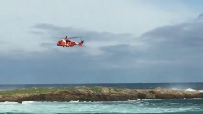 Un helicóptero de Salvamento no Portiño nunha imaxe de arquivo