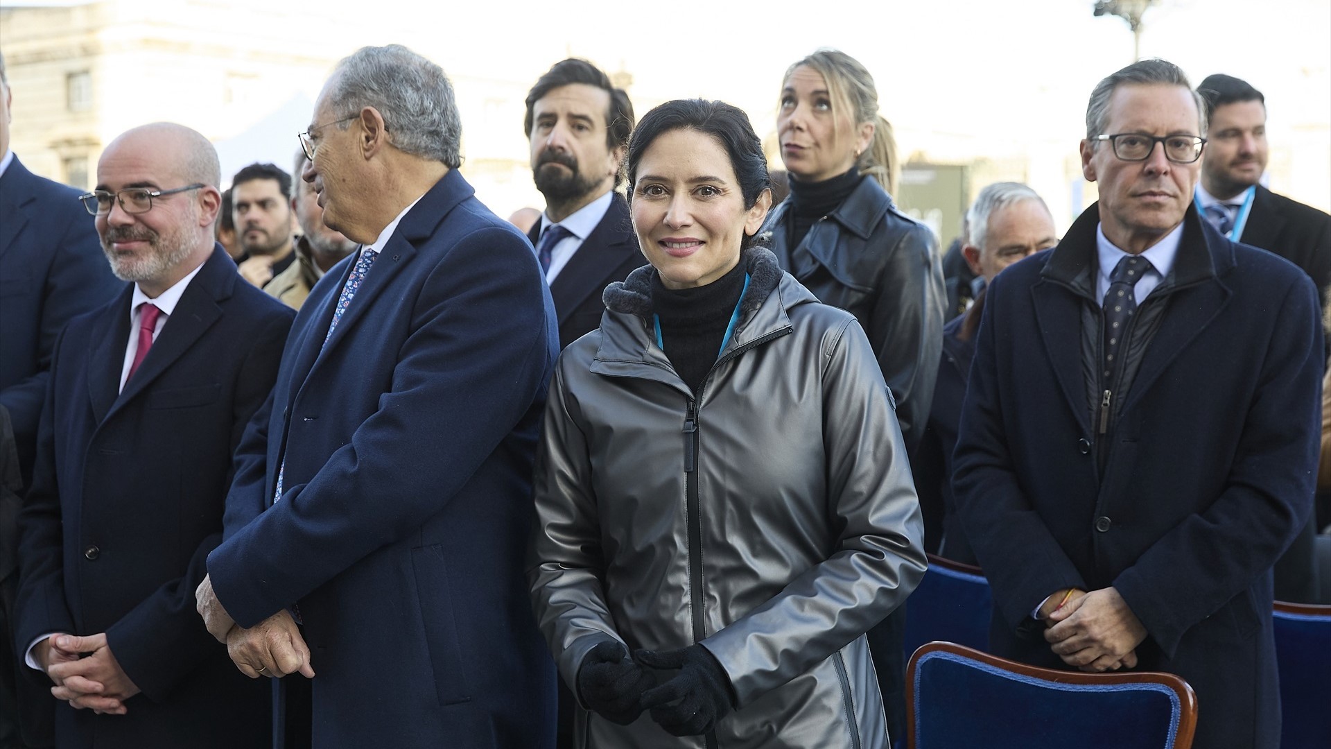 A presidenta da Comunidade de Madrid antes comezar a misa na catedral da Almudena. Foto: Europa Press