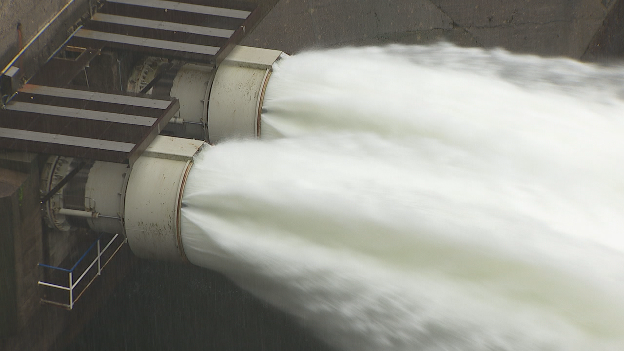 Válvulas deterioradas da presa de Eiras