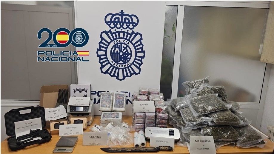 Droga confiscada pola Policía Nacional ao narcotraficante cambadés