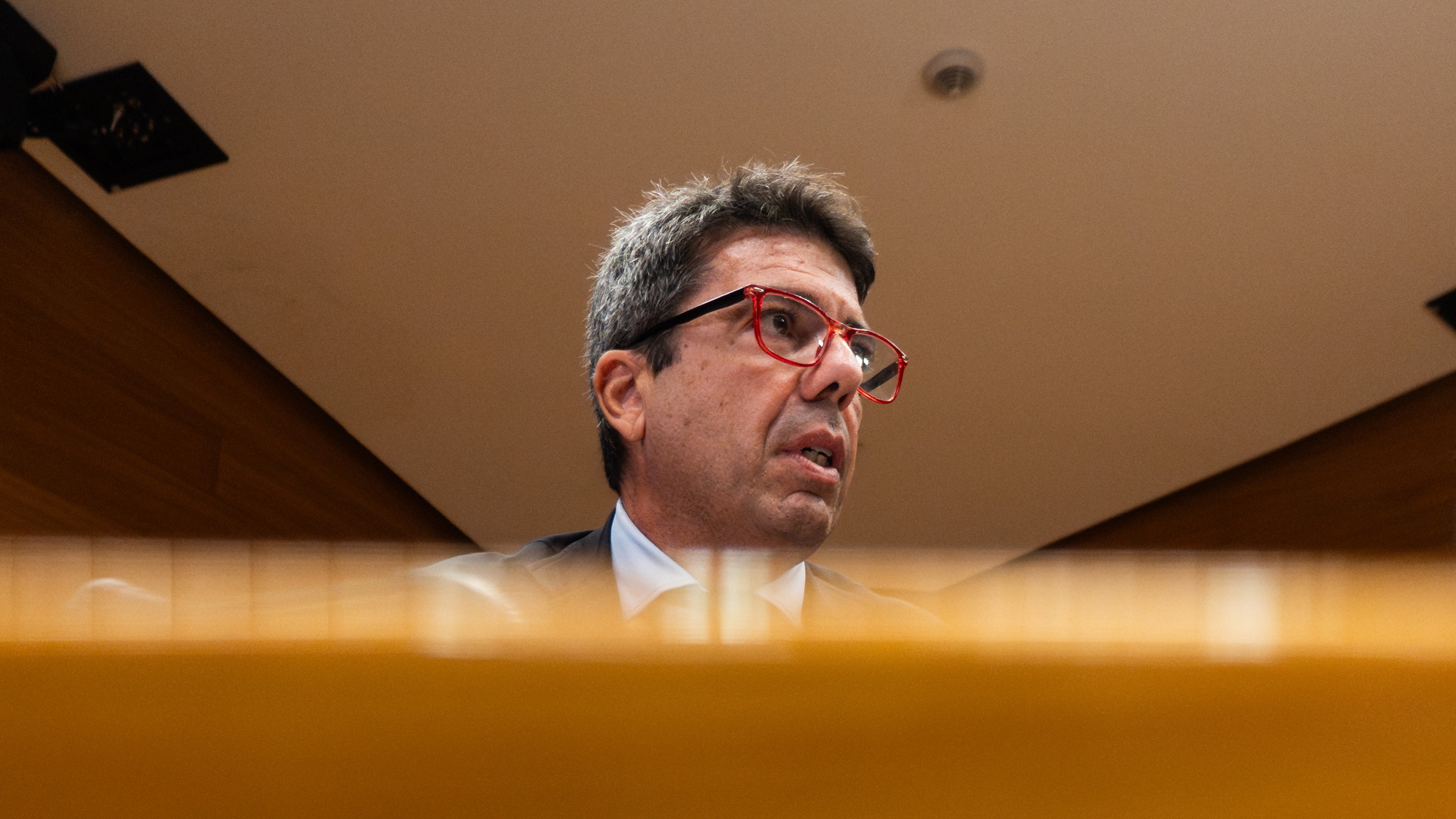 Mazón na Comisión da DINA de Les Corts. EUROPA PRESS/Jorge Gil