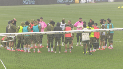 O doutor Cota informou aos xogadores de que hoxe tocaba control antidopaxe