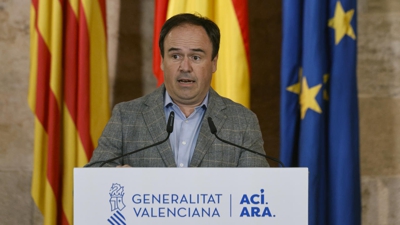 Juanfran Pérez Llorca, novo president da Generalitat no Palau da Generalitat este mércores 3 de decembro (EFE/Kai Försterling)