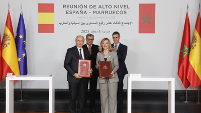 Sánchez asistiu a sinatura de acordos pero non fixo declaracións aos medios (Efe/Zipi)