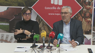 A edil María Reigosa compareceu co alcalde, Miguel Fernández