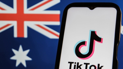 Imaxe de TikTok coa bandeira australiana para ilustrar a noticia (Algi Febri Sugita/EUROPAPRESS)
