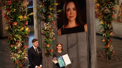 Ana Corina Sosa Machado, filla de María Corina Machado, recolle o premio Nobel da Paz (Reuters/Leonhard Foeger)