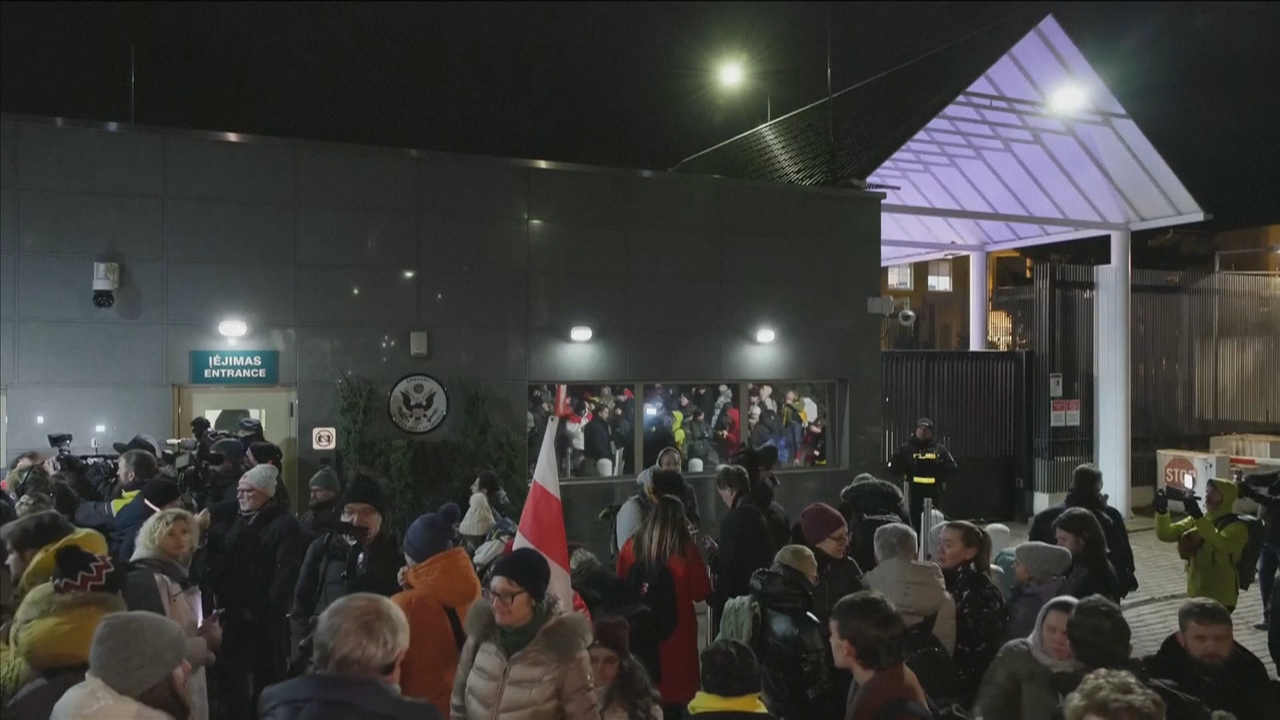 A poboación sae a rúa tras a saída dos presos políticos do cárcere