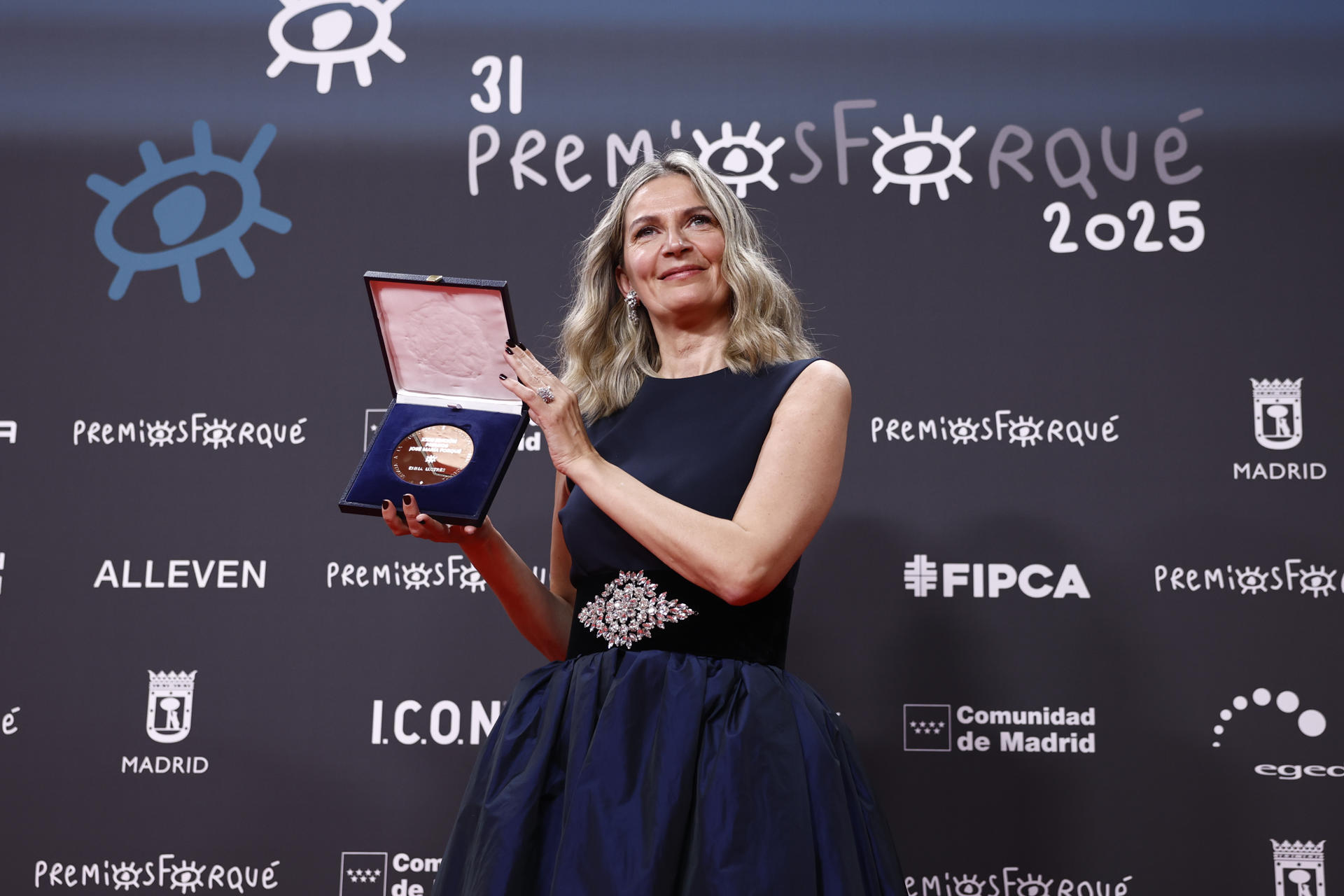 Enma Lustres, a productora galega é a primeira muller en recibir a Medalla de Ouro dos premios Forqué. EFE/ Daniel González