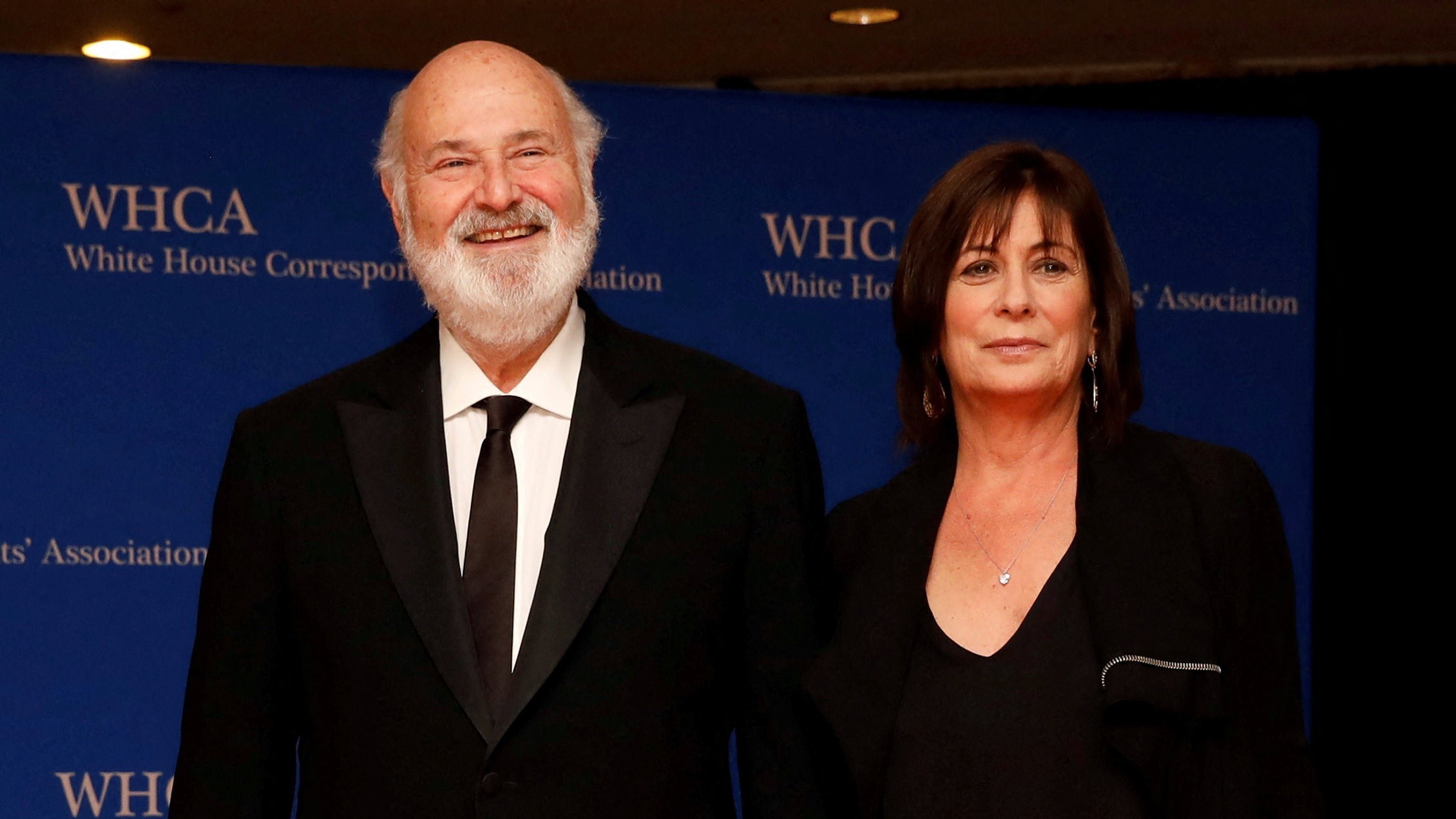 Rob Reiner e a súa dona, Michel, nunha imaxe de arquivo (Reuters/Aaron P. Bernstein)