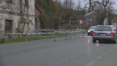 Os condutores denuncian a escasa visibilidade das barreiras, en especial pola noite