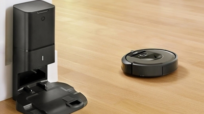 Imaxe de arquivo do robot aspirador Roomba i7+ para ilustrar a noticia