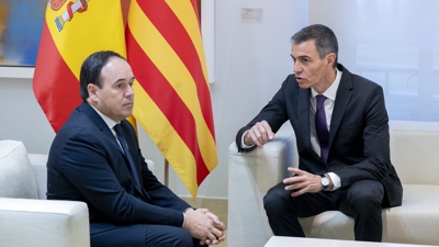 O Presidente do Goberno, Pedro Sánchez e o Presidente da Generalitat valenciana, Juanfran Pérez Llorca reunidos este mércores 17 de decembro
