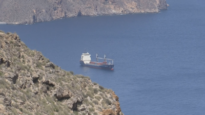 Mercante fondeado. Imaxe de arquivo