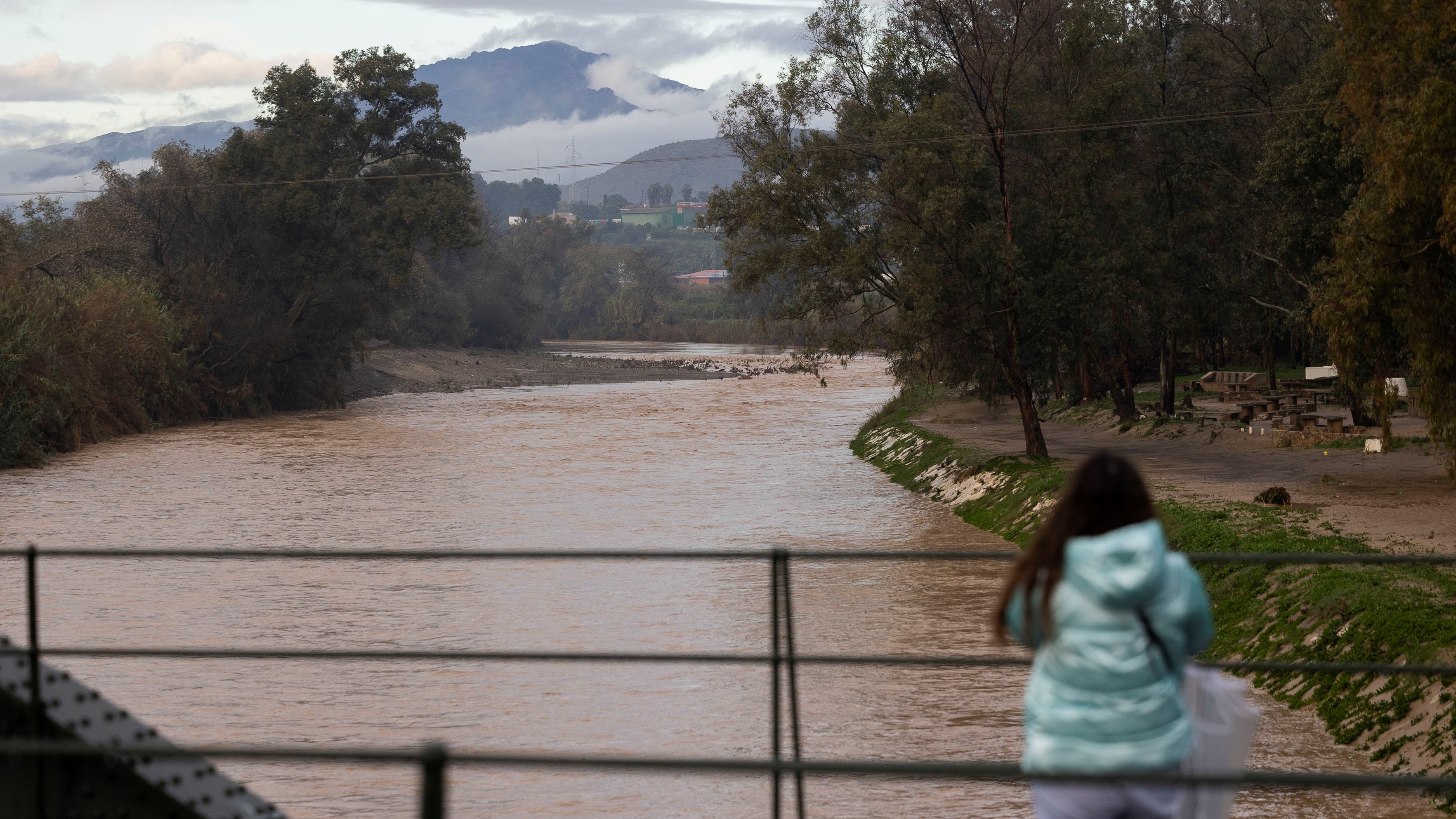 O río Guadalhorce rexistrou unha chea histórica. EFE/Carlos Díaz