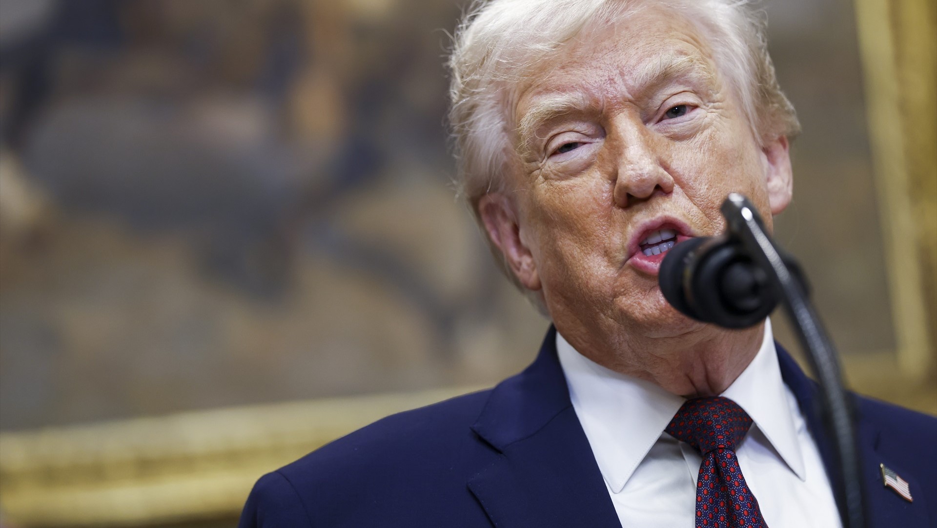 Imaxe de Donald Trump durante un anuncio na habitación Roosvelt na Casa Branca ( Will Oliver / EuropaPress)