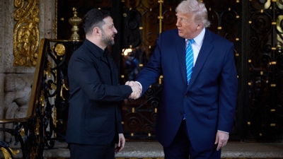 Na imaxe o presidente ucraniano Volodimir Zelenski,eo de Estados Unidos, Donald Trump ( Presidencia de Ucraína/EuropaPress)