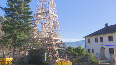 Torre Eiffel en Cuntis
