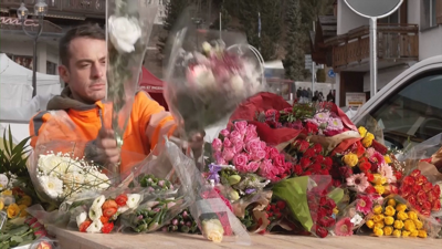 Flores e misas para honrar a mortos e feridos en Crans-Montana