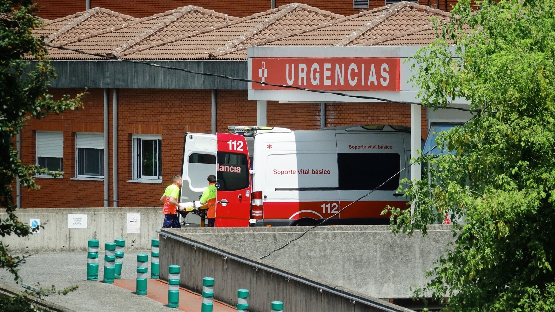 Imaxe dunha ambulancia asturiana