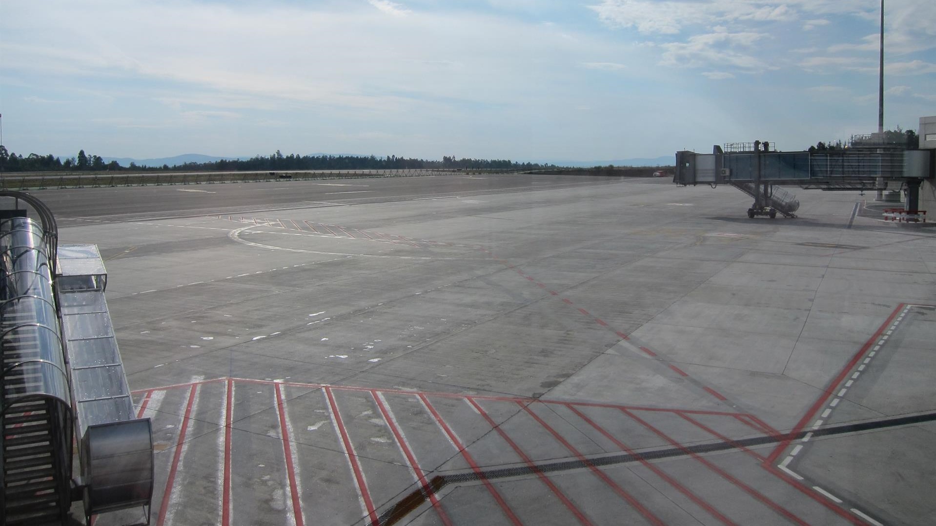 Imaxe da pista do aeroporto Rosalía de Castro de Santiago de Compostela