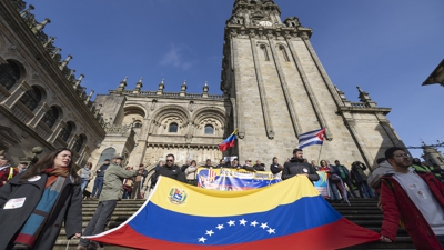 Imaxe da manifestación en Santiago. EFE/ Lavandeira Jr