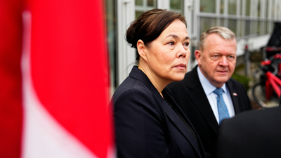 O ministro de Asuntos Exteriores danés, Lars Løkke Rasmussen, e a súa homóloga groenlandesa, Vivian Motzfeldt, reúnense na Casa Branca con Marco Rubio e o vicepresidente Vance