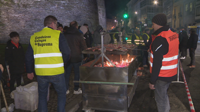 Imaxes da cea dos manifestantes, este domingo en Lugo (TVG)