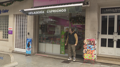 Tenda de lambonadas onde se produciu o asalto en Boiro