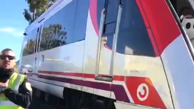 Tren sinistrado preto de Cartaxena (X)