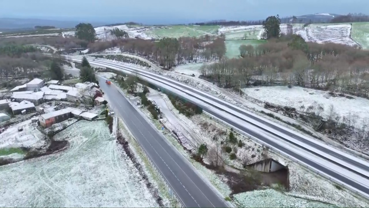 Paisaxe nevada na comarca do Deza (TVG)