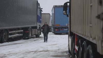 Camións en Zamora. EFE/Mariam A. Montesinos (Directo: cámara web en Pedrafita do Cebreiro)