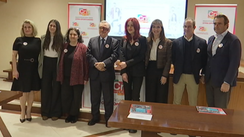 O equipo do Centro Nacional de Investigacións Oncolóxicas durante a presentación da investigación