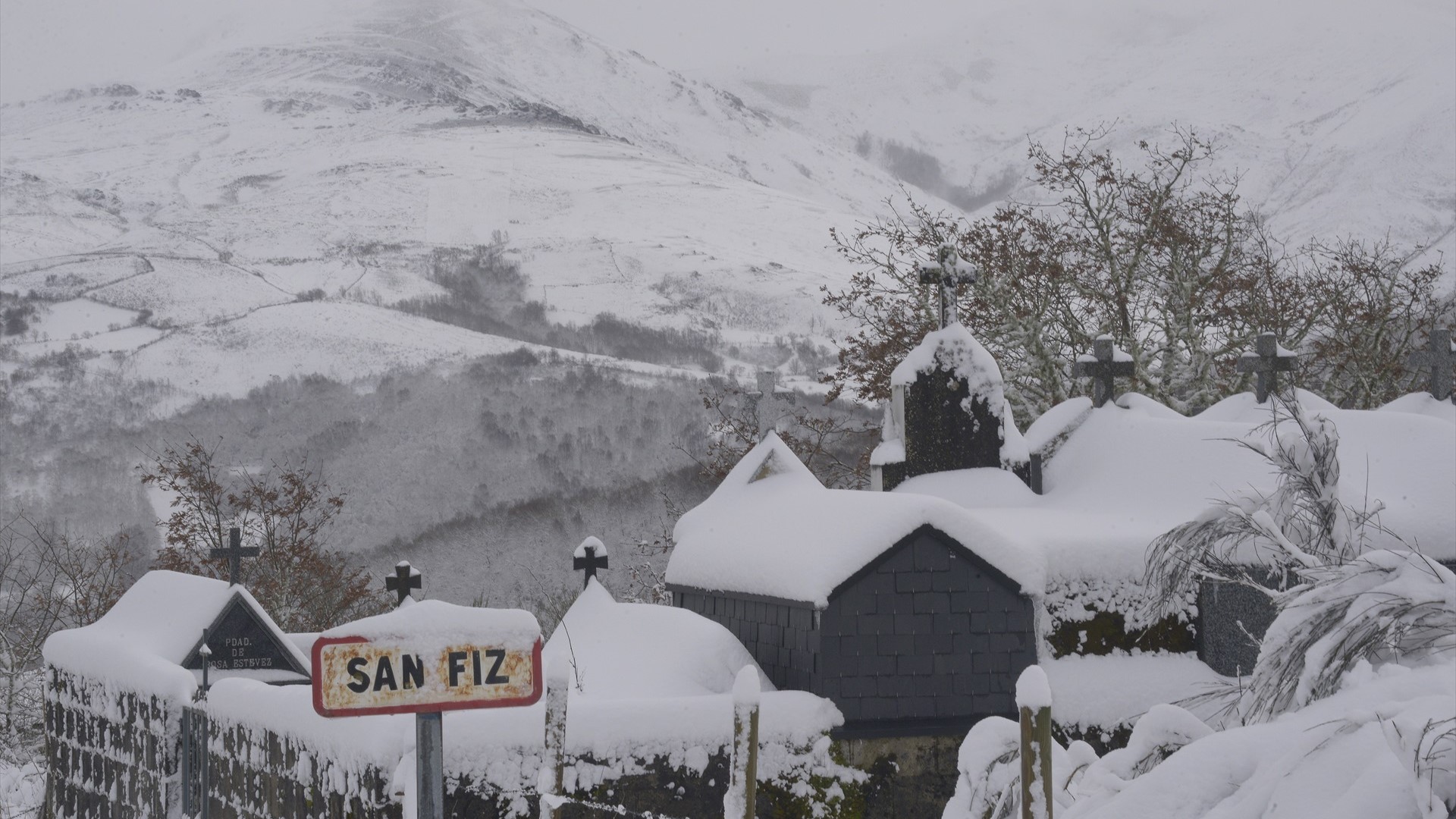 Nevaradas intensas provocadas pola borrasca Joseph en Galicia (Rosa Veiga/Europa Press)