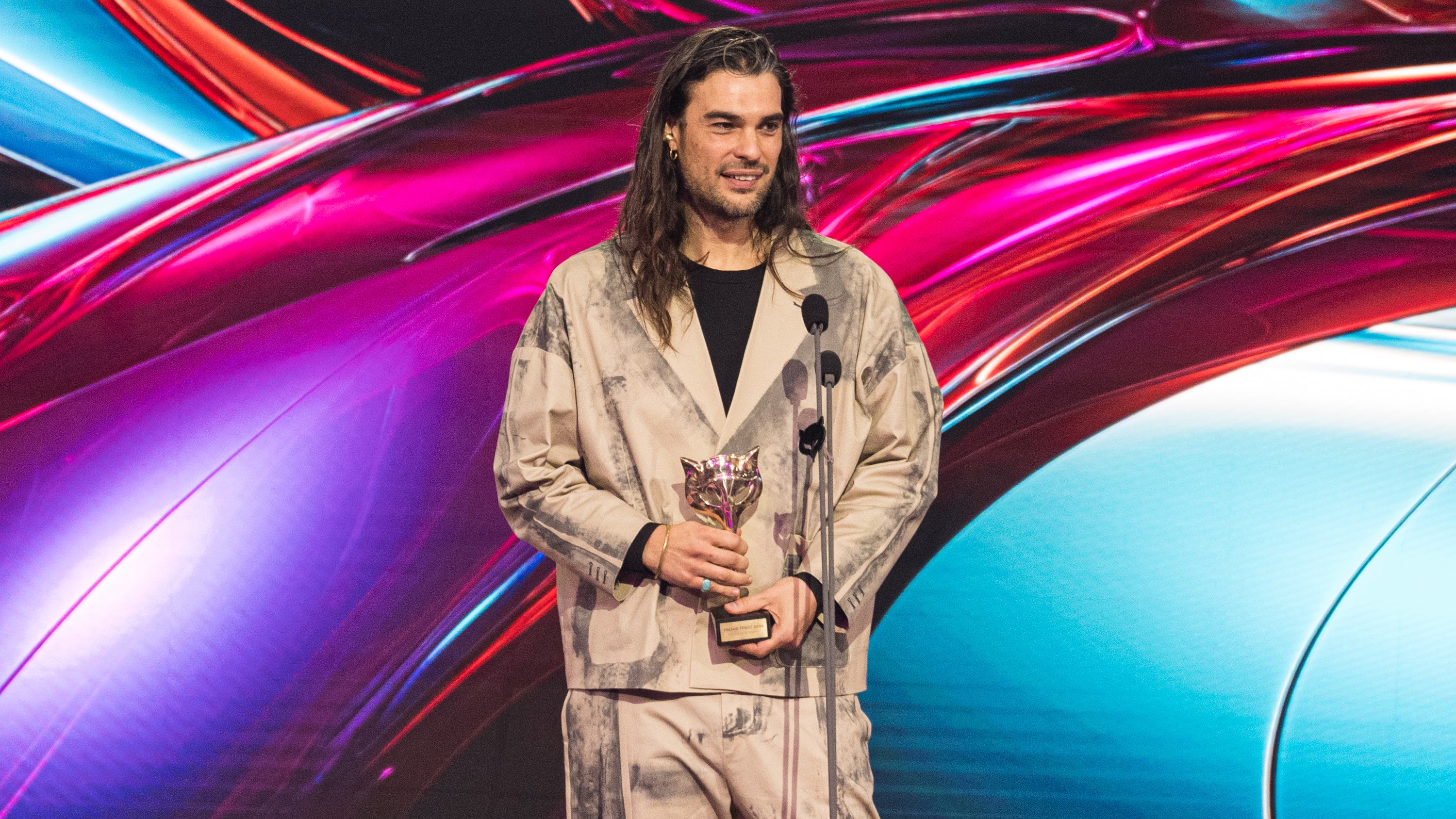 Laxe, o pasado sábado na cerimonia de entrega dos Premios Feroz en Pontevedra, onde 'Sirat' acadou dous recoñecementos (Elena Fernández/Europa Press)