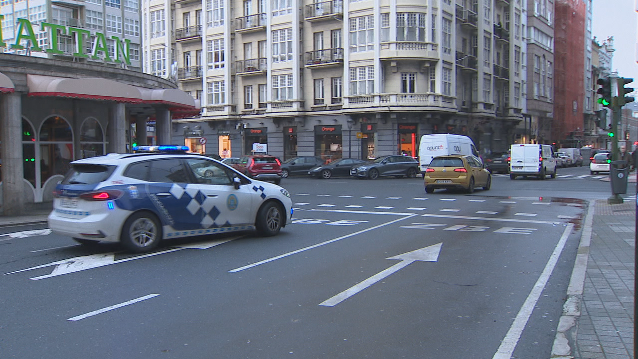 A policía detivo a Japito cando circulaba pola praza de Pontevedra da Coruña