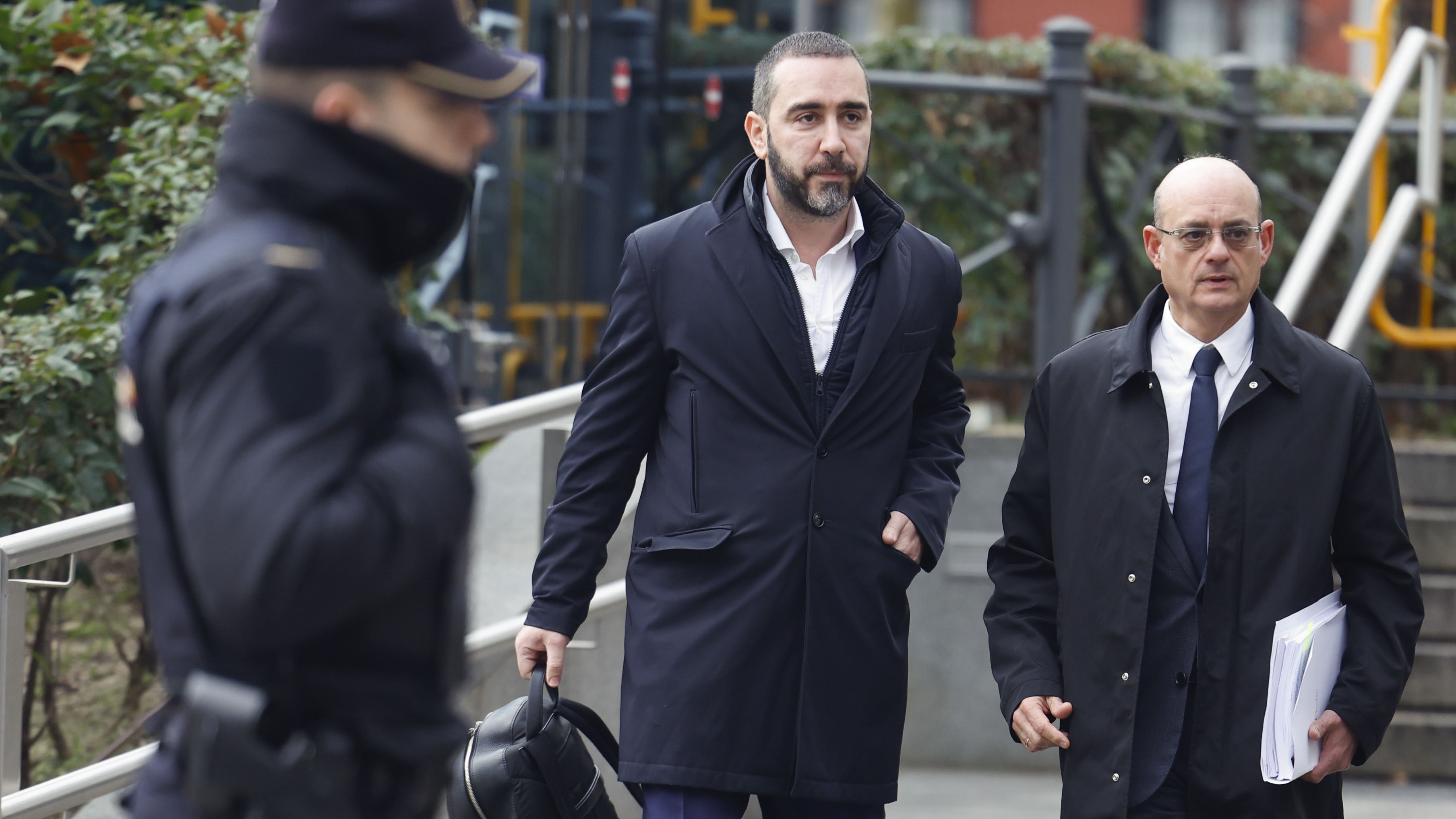 Víctor de Aldama, á súa saída da Audiencia Nacional (EFE/Javier Lizón)