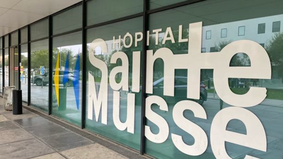 Hospital en Toulon onde se deu outro caso coma este hai anos