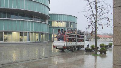 O camión de Recycling cargado coas 200 bicicletas solidarias partirá esta tarde de Lalín